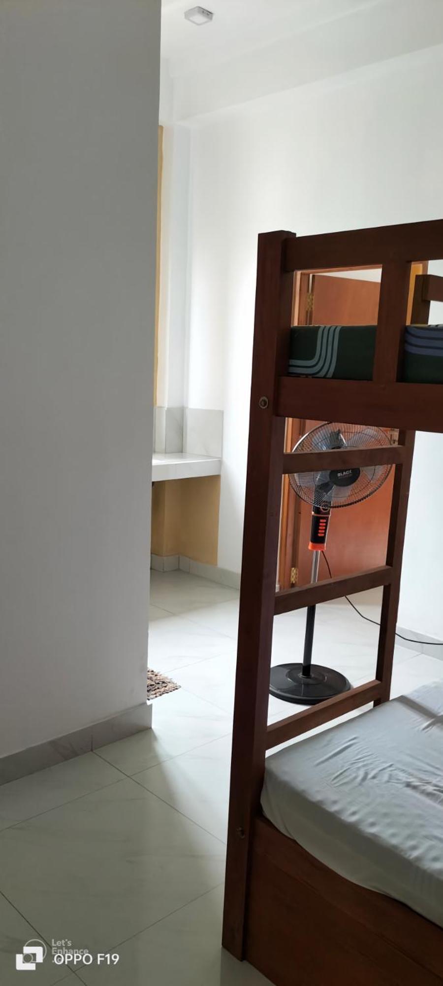 Ceylon Lodge - Airport Transit Hostel Negombo Exteriör bild